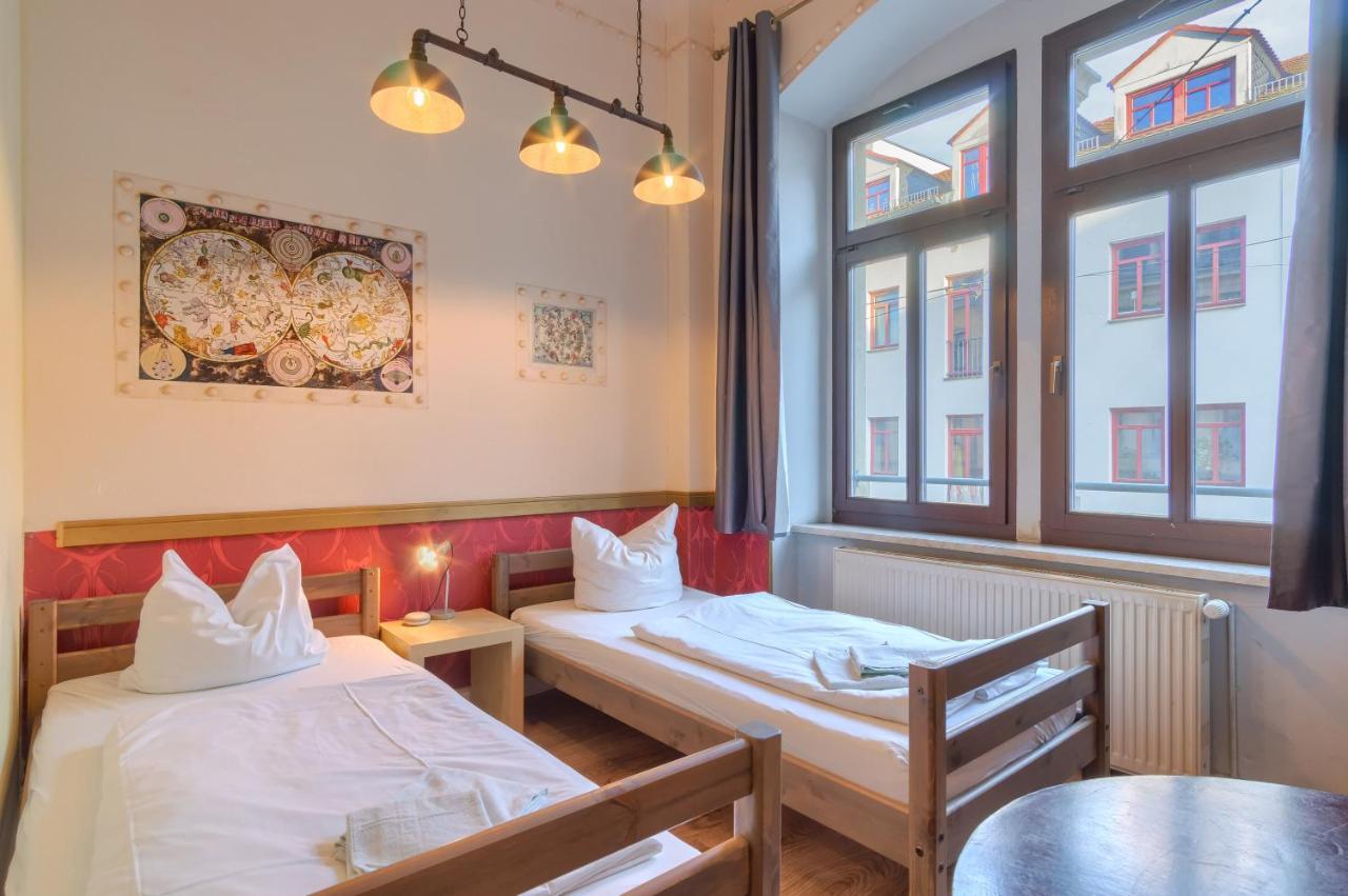 Hostel Mondpalast *