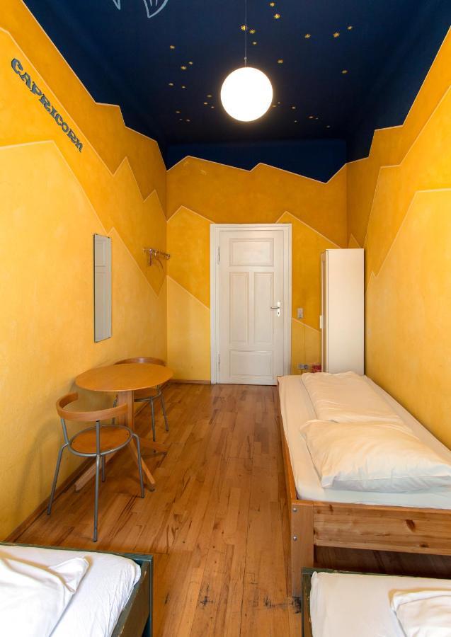 Hostel Mondpalast *