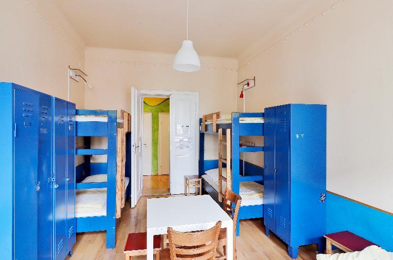Hostel Mondpalast